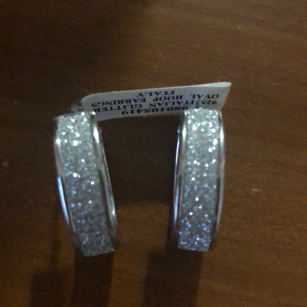 Beautiful small silver hoops
